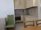 Moderne Wohnung mit Meerblick in Petrovac mit Garagenparkplatz