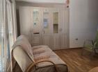 Moderne Wohnung mit Meerblick in Petrovac mit Garagenparkplatz