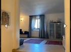 Luxuriöse 111 m2 große Wohnung in Dobrota, nur wenige Schritte von der Adria entfernt