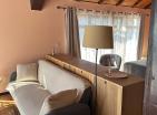 Atemberaubendes vierstöckiges 300 m2 großes Haus in Budva mit Meerblick
