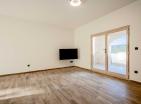 Gemütliche 46 m2 Wohnung in Reževići mit 20 m2 privater Terrasse