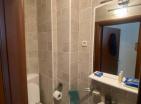 Atemberaubender Meerblick 124m2 Wohnung in Budva mit zwei Terrassen