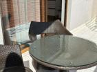 Atemberaubender Meerblick 124m2 Wohnung in Budva mit zwei Terrassen