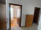 Atemberaubender Meerblick 124m2 Wohnung in Budva mit zwei Terrassen