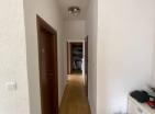 Atemberaubender Meerblick 124m2 Wohnung in Budva mit zwei Terrassen