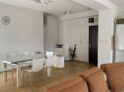 Atemberaubender Meerblick 124m2 Wohnung in Budva mit zwei Terrassen