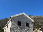 Historische Villa am Meer in Kamenari mit modernem Luxus und Privatstrand