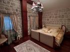 Historische Villa am Meer in Kamenari mit modernem Luxus und Privatstrand