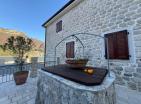 Historische Villa am Meer in Kamenari mit modernem Luxus und Privatstrand