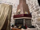 Historische Villa am Meer in Kamenari mit modernem Luxus und Privatstrand