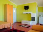 Mini-hotel für 15 apartments in Dobra Voda