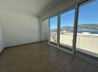 Atemberaubendes 90 m2 großes Stadthaus mit Meerblick in Đuraševići, Luštica in der Nähe von Nikki Beach