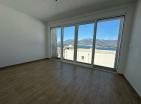 Atemberaubendes 90 m2 großes Stadthaus mit Meerblick in Đuraševići, Luštica in der Nähe von Nikki Beach