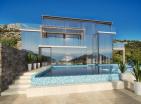 Atemberaubendes Hotel mit Meerblick in Petrovac mit Pool und 6 Apartments