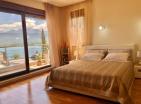 Luxuriöse 178 m2 große Villa in Đuraševići, nur 30 m vom Meer entfernt mit Panoramablick