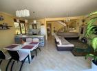 Luxuriöse 178 m2 große Villa in Đuraševići, nur 30 m vom Meer entfernt mit Panoramablick