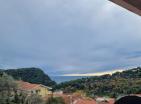 Möblierte 46 m2 Wohnung in Petrovac mit Garagenparkplatz