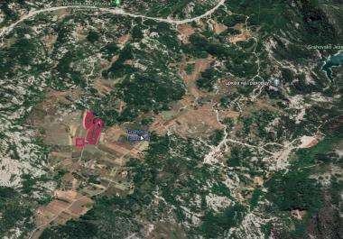 164 000 m2 Land in Grahovo für Öko-Retreat oder Landwirtschaft
