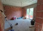 Investitionsmöglichkeit: fast fertig geräumiges 420 m2 Mini-Hotel in Bar