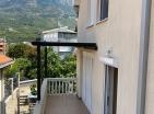Lux Strandseite 180 m2 Haus in Dobra Voda mit Berg-und Meerblick