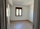 Neue moderne 45 m2 Eigentumswohnung in Kumbor mit Meerblick, nur 5 min zum Strand