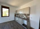 Neue moderne 45 m2 Eigentumswohnung in Kumbor mit Meerblick, nur 5 min zum Strand