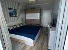 Neues luxuriöses 86 m2 großes Apartment am Meer mit 2 Schlafzimmern, herrlichem Blick und Pool