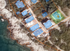 Meer 3 Etagen 213 m2 Villa zum Verkauf in Utjeha, nur 50 m vom Strand entfernt