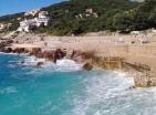 Meer 3 Etagen 213 m2 Villa zum Verkauf in Utjeha, nur 50 m vom Strand entfernt