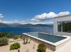 Neue Luxusvilla in Krašići, Tivat mit Panoramablick auf das Meer und Pool