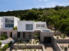 Neue Luxusvilla in Krašići, Tivat mit Panoramablick auf das Meer und Pool