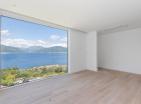 Neue Luxusvilla in Krašići, Tivat mit Panoramablick auf das Meer und Pool