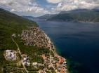 Neue Luxusvilla in Krašići, Tivat mit Panoramablick auf das Meer und Pool