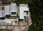 Neue Luxusvilla in Krašići, Tivat mit Panoramablick auf das Meer und Pool