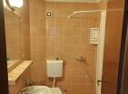 Sonnige 34 m2 Wohnung in Petrovac mit Terrasse nur wenige Schritte vom Meer entfernt