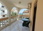 Sonnige 34 m2 Wohnung in Petrovac mit Terrasse nur wenige Schritte vom Meer entfernt