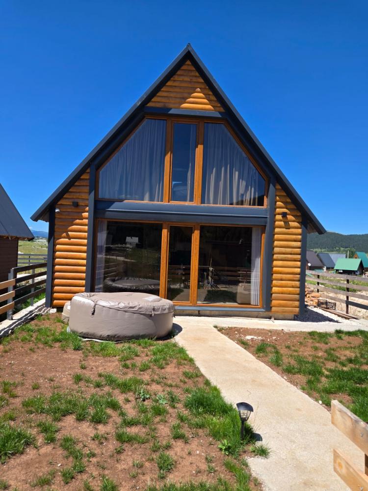 Rückzugsort in den Bergen 89 m2 Haus in Žabljak mit herrlichem Blick zu verkaufen