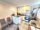 Charmantes legales 200 m2 Haus in Bar mit Meerblick und Obstbäumen