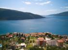 Luxuriöse moderne Villa in Kumbor, Montenegro mit Panoramablick auf das Meer
