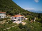 Luxuriöse moderne Villa in Kumbor, Montenegro mit Panoramablick auf das Meer