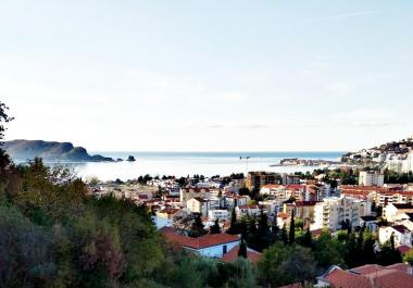 Wohnung 32m in Budva mit herrlicher Aussicht aufs Meer und die Stadt