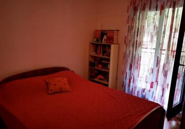 Ein-Zimmer-Wohnung mit Panoramablick in Budva 5 Minuten zum Strand