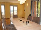 Zwei-Zimmer-Wohnung 99 m2 mit Meerblick in Budva