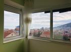 - Wohnung 42 m2, in Budva, mit Meerblick zum wohnen oder vermieten