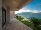 Villa in Krashichi 257m2 erste Linie wth tolle Aussicht auf Boka und PortoMontenegro
