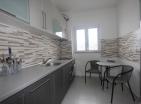 Ausverkauft : Wohnung mit 3 Zimmern in einer ruhigen Gegend von Budva 800 m vom Meer in einem neuen Gebäude