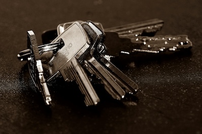  Entdecken Sie handverlesene Immobilien - kontaktieren Sie unseren Makler