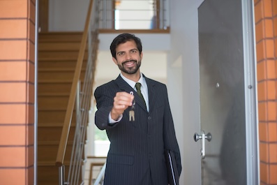  Lassen Sie unseren Manager Immobilienoptionen kuratieren - jetzt anfragen